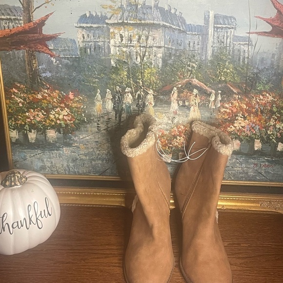 Tan suede ankle boots with a boho vibe ankle boots - Picture 1 of 2